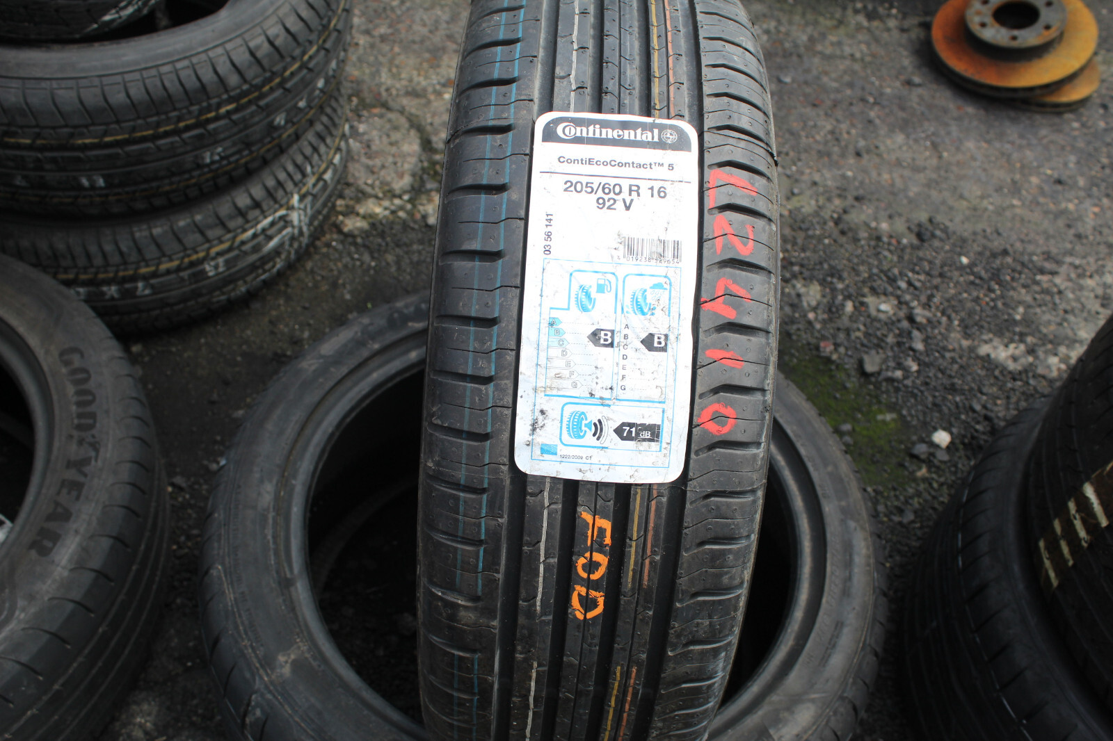 New 205 60 16 Continental, C. Eco Contact 5, 92V, x1 Single (F1_tyres) FOD L2410