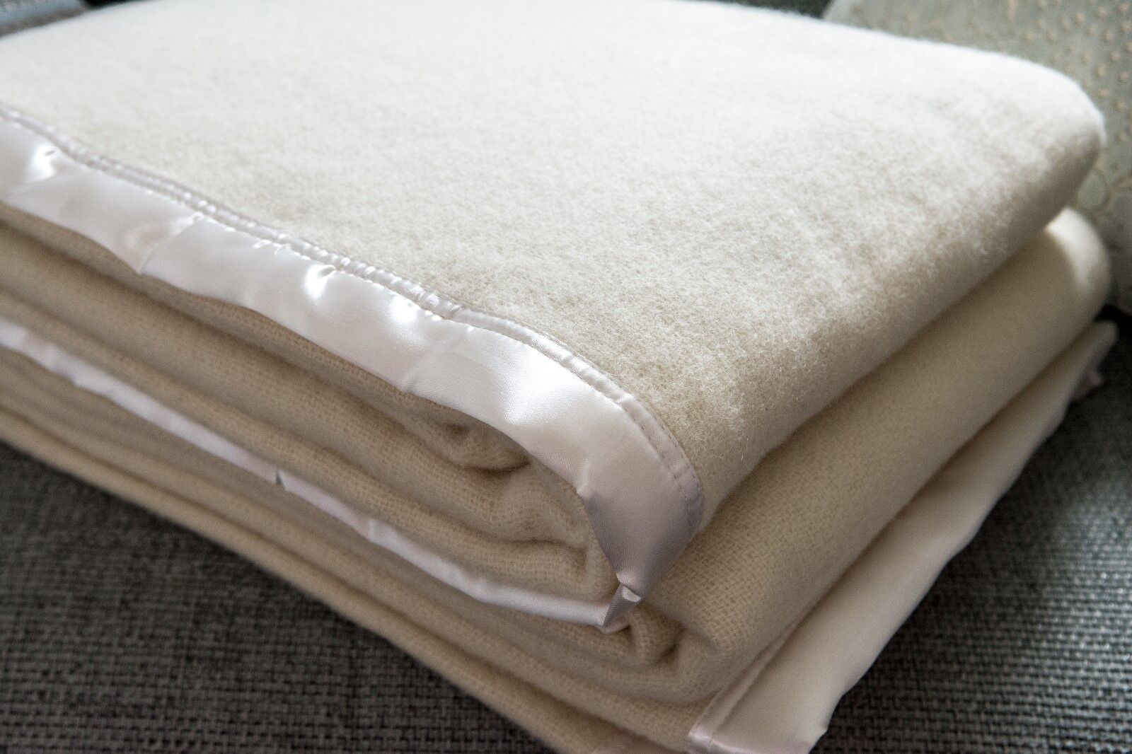 100 Wool Solid Traditional Blanket Luxury Satin Ribbon Trim in 4