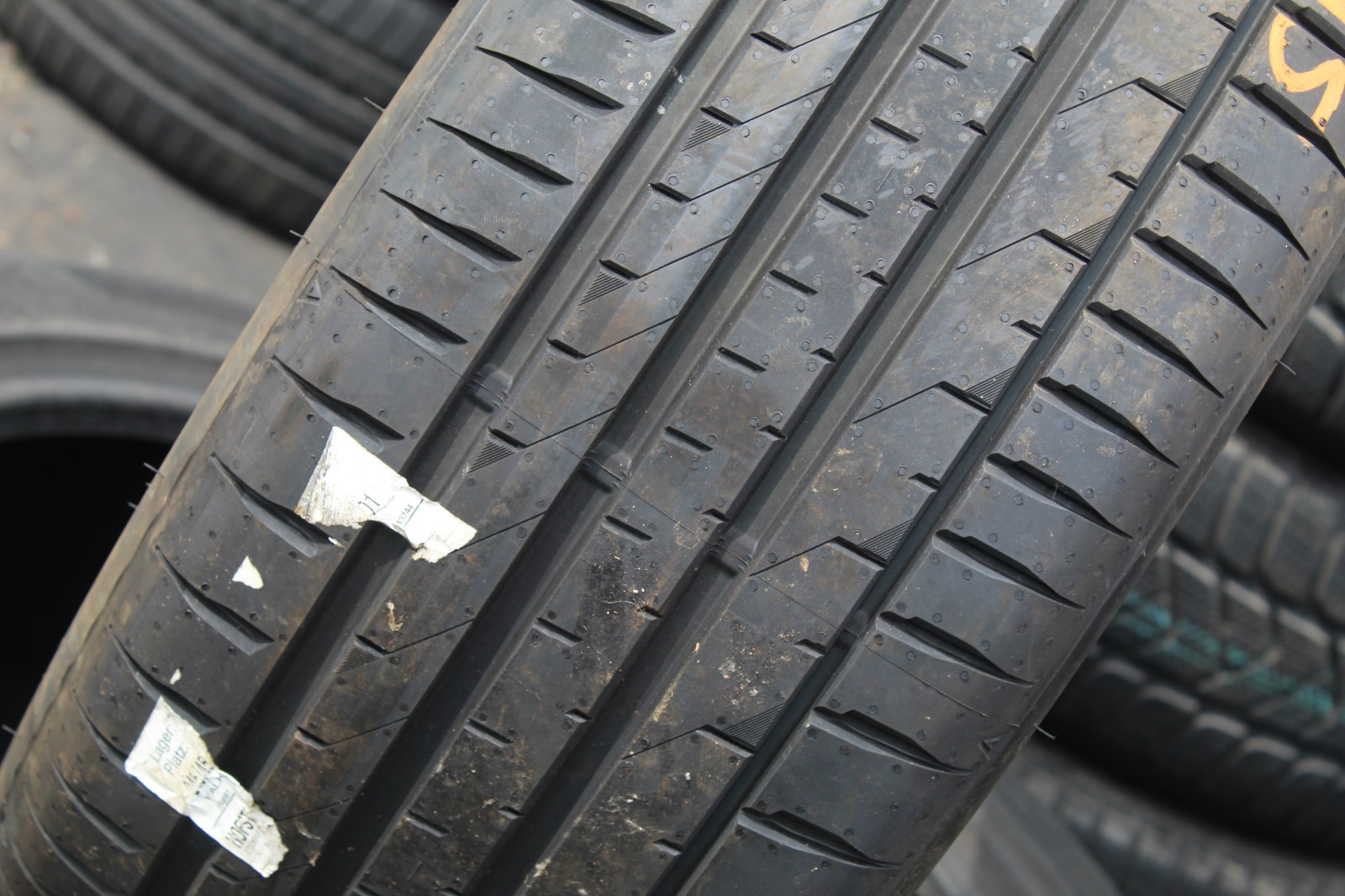 New 245 45 19 Falken, Azensis FK520, XL, 102Y x1 Single Tyre (F1_tyres) L3695