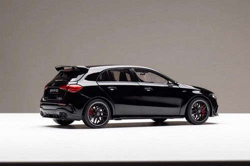 ミュージック A45s NZG 1/18 Scale Mercedes-Benz AMG A45 S 2023 Black Diecast