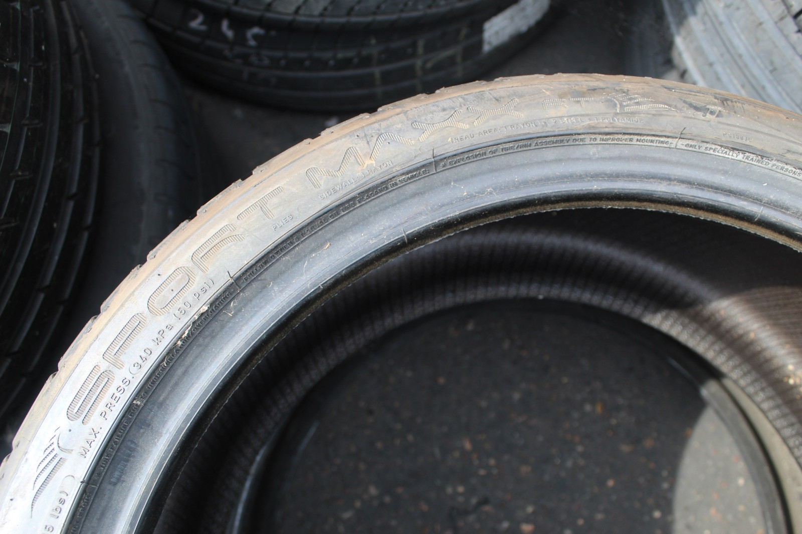 New 255 35 19 Dunlop, Sport Maxx RT, J, 96Y, x1 Single Tyre (F1_tyres) L3698
