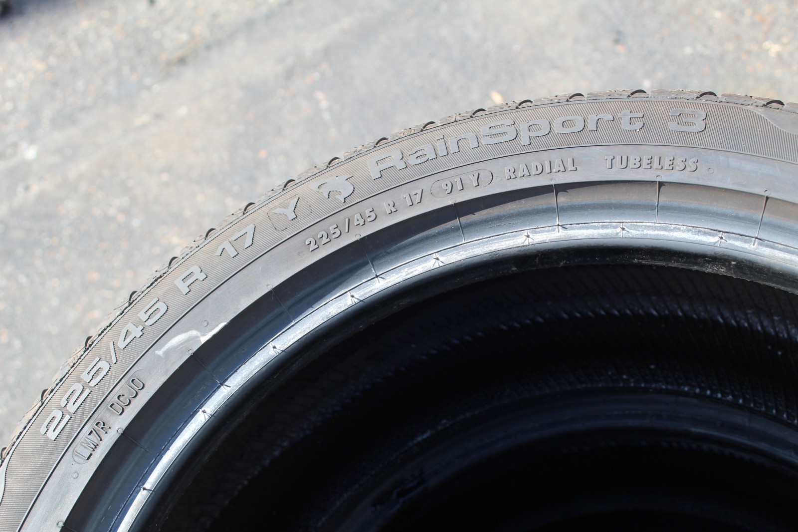 225 45 17 Uniroyal, Rain Sport 3, 91Y, x2 A Pair 7.0mm (F1_tyres) L3792