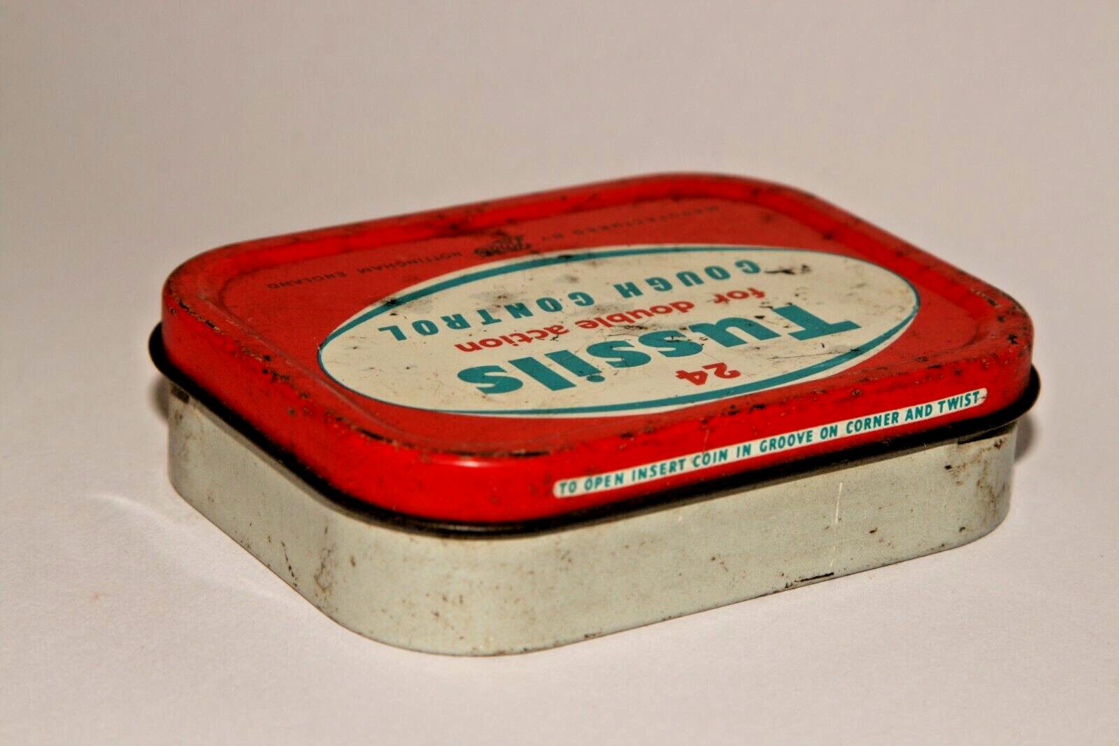 Vintage Boots Tussils cough lozenges empty tin Collectable