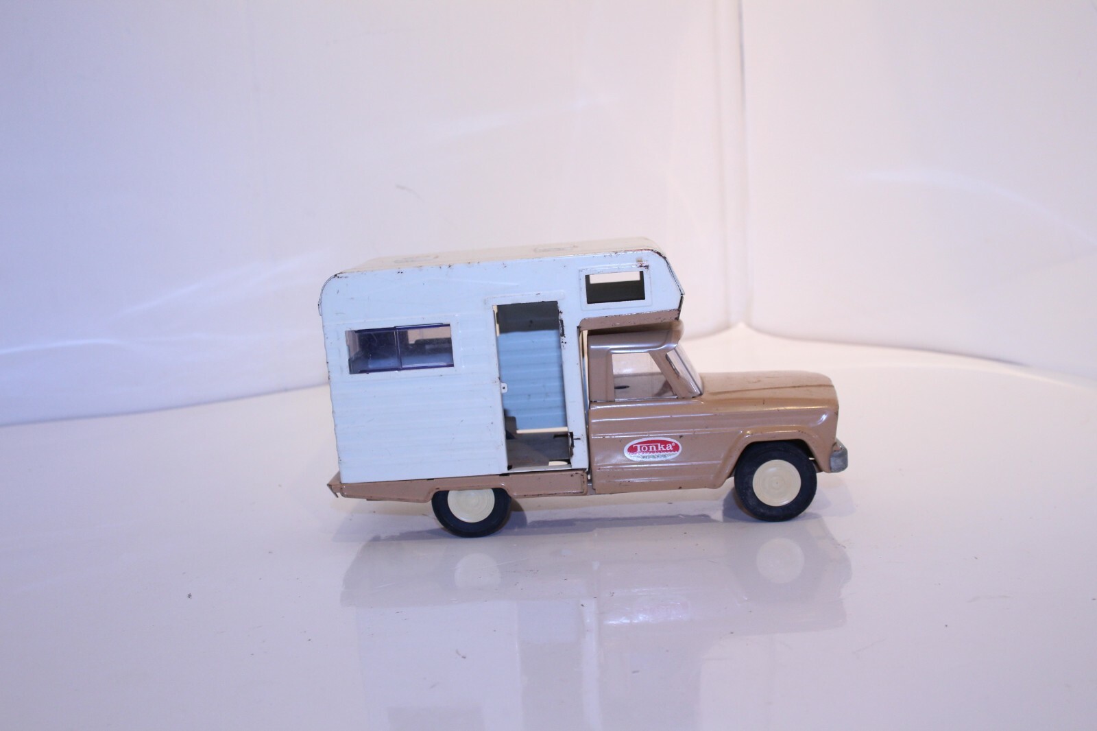 Tonka☆JEEPキャンピングカー☆ブリキ・VINTAGE VINTAGE TONKA JEEP CAMPER TRUCK | eBay