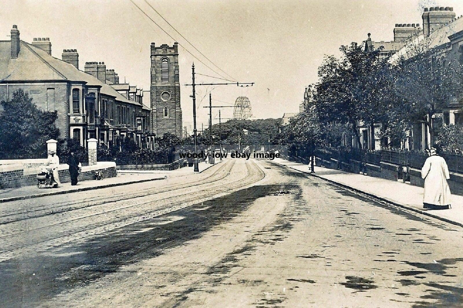 rp16868 - Park Avenue , Whitley Bay , Northumbe...