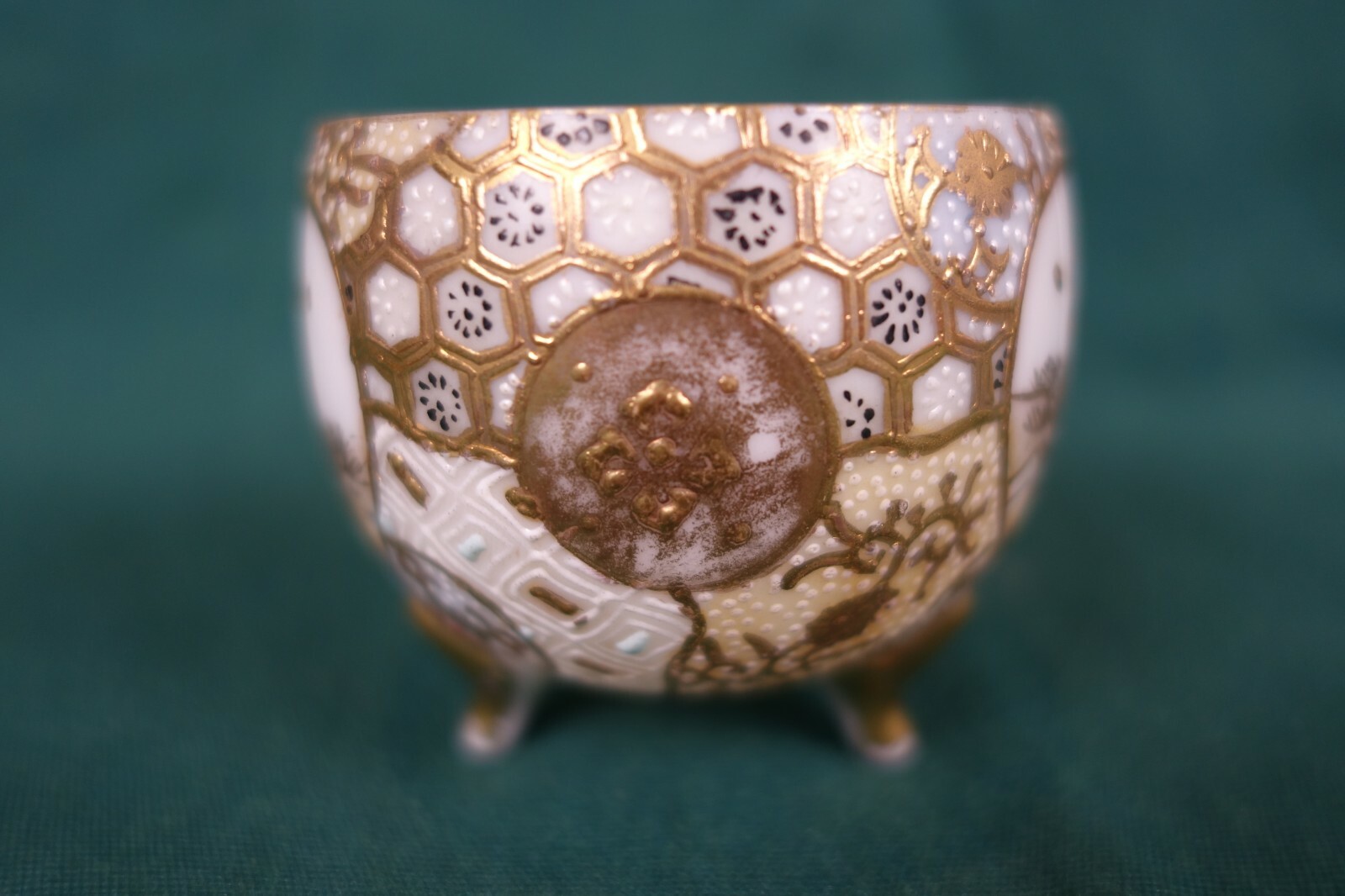 Antique Hand Painted Gold Gilt Japanese Porcelain Tea Cup Monk Scene Marked