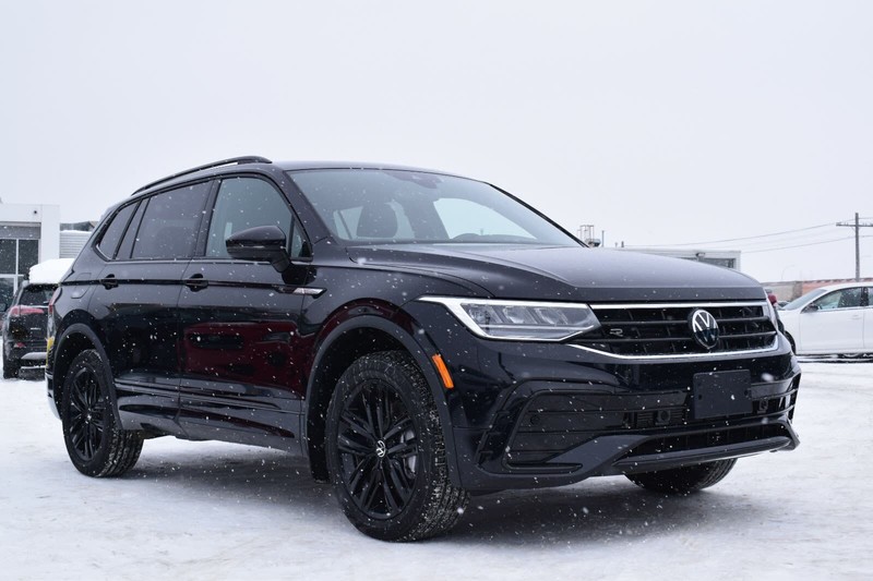 2022 Volkswagen Tiguan Comfortline RLine Black Edition Cars & Trucks Winnipeg Kijiji