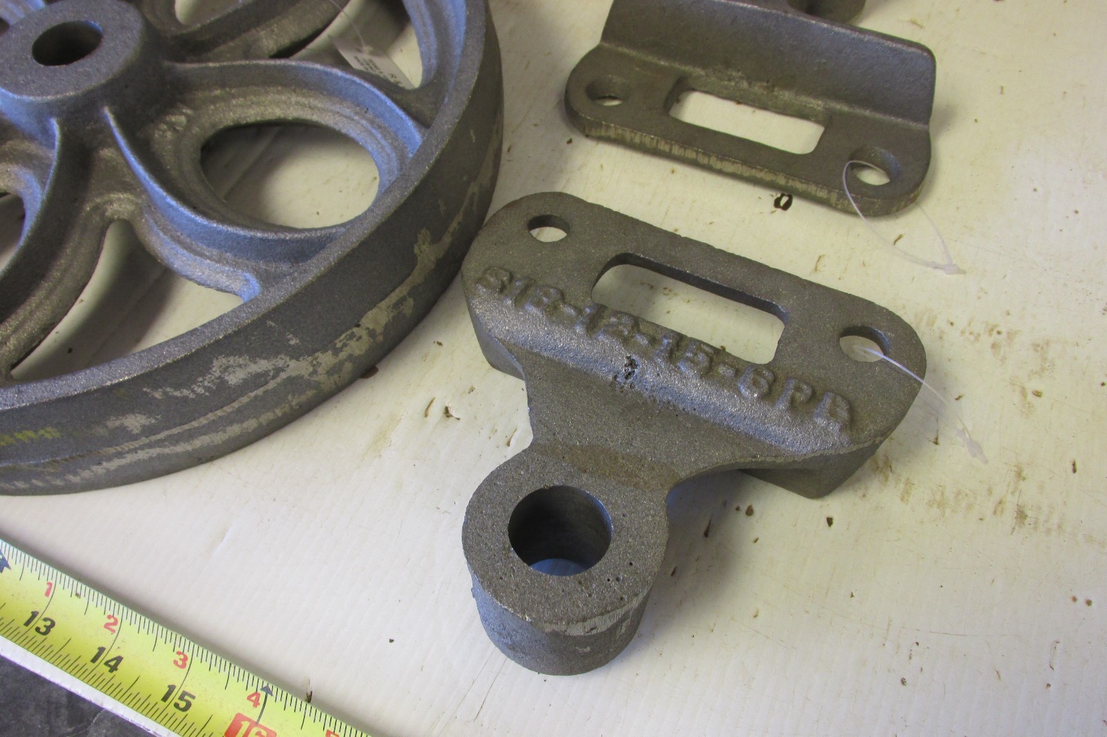 2  CAST IRON LINEBERRY WOOD FACTORY  WHEEL  CART  2 AXLE HANGER