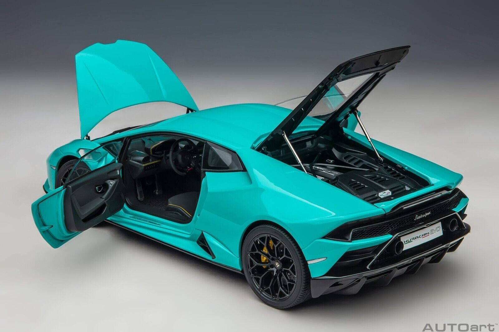 1/18 burago Lamborghini Huracán 1/18 Lamborghini Huracan Evo Blu Glauco Blue Model Car By