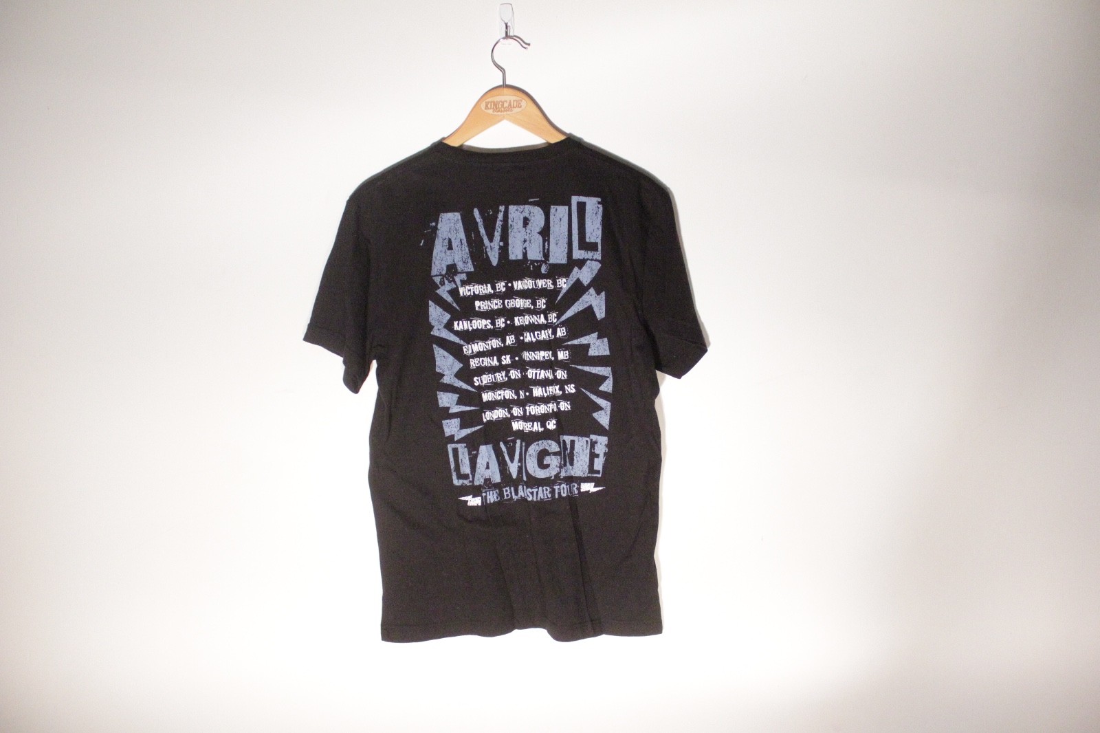 Rare Avril Lavigne Canadian Black Star Concert Tour 2011 T-Shirt Size Large