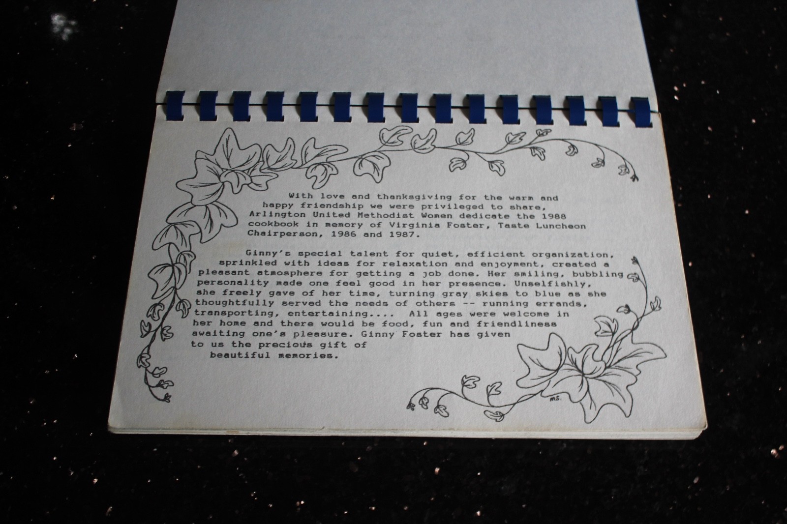 VINTAGE 1988 ETHNIC Missouri RECIPE BOOK Community Collection