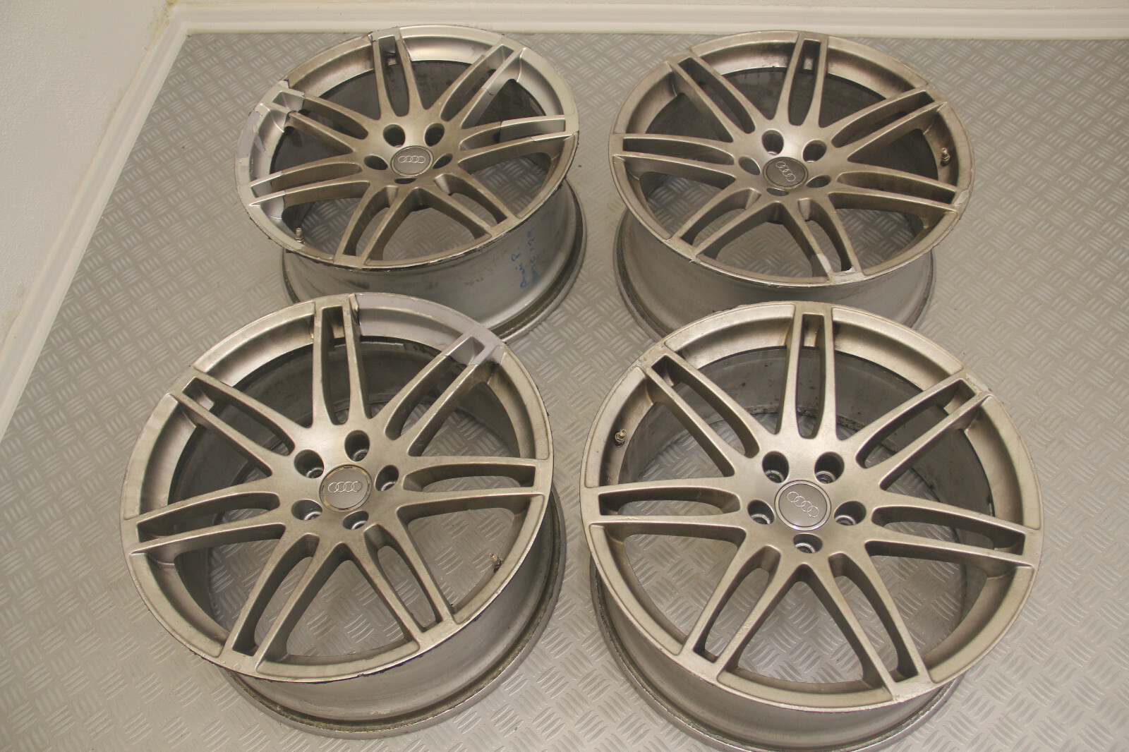 4 ALUFELGEN FELGEN ORIGINAL 20 ZOLL AUDI A5 S5 RS5 8T