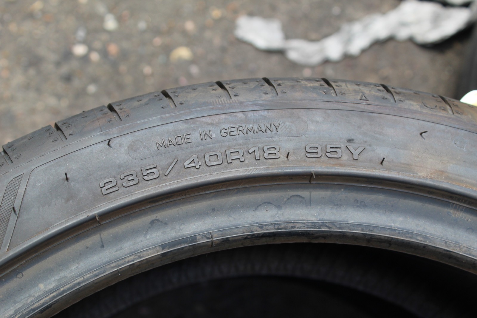 New 235 40 18 Goodyear, Eagle Sport 2, XL, 95Y, x1 Single Tyre (F1_tyres) L3583