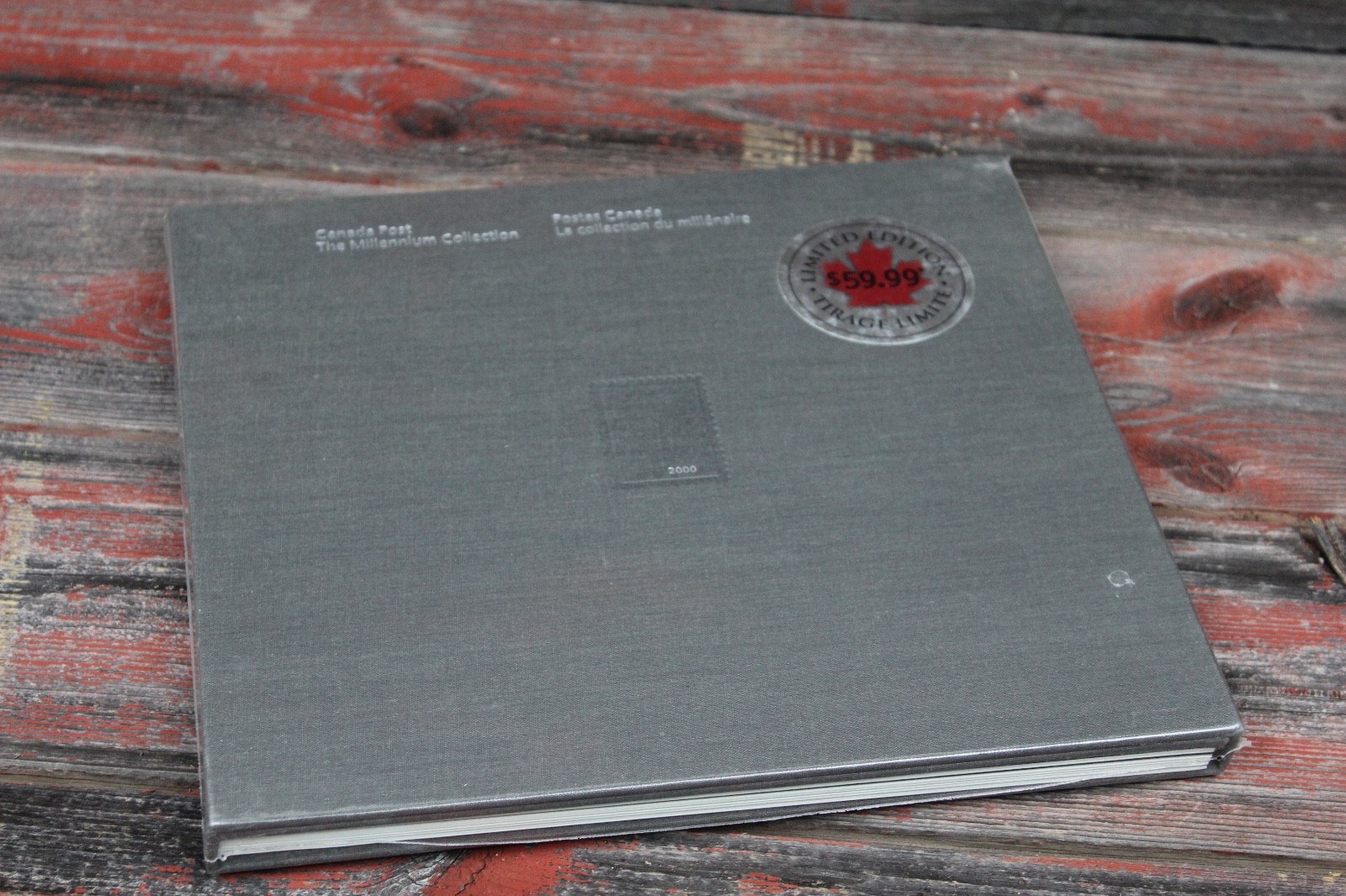 2000 COLLECTION CANADA Stamp Yearbook, NEW IN PLASTIC Millennium Collection