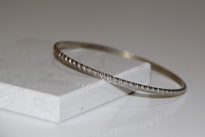 Vintage Wells Sterling Silver Bangle Bracelet Classic Chic eBay