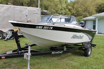 Mirrocraft 2014 boat & trailer MINT Condition w/accessories 16Ft. Clear Title!!