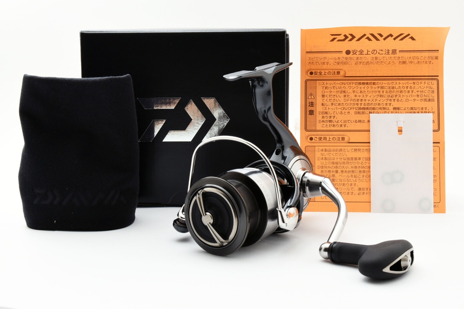 【極美品】DAIWA 24CERTATE LT3000-XH Daiwa 24 Certate LT 3000-XH Spinning Reel Near Mint from