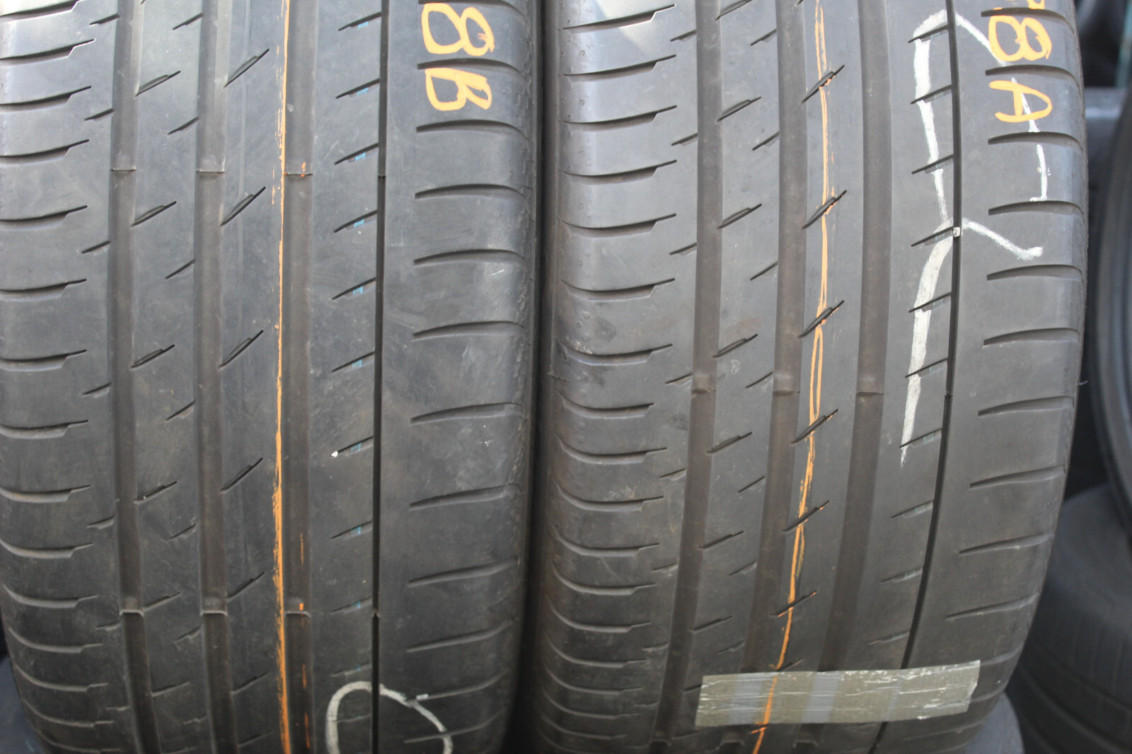 275 40 18 Continental, RunFlat, 99Y, x2 A Pair 5.2mm (F1_tyres) L3038