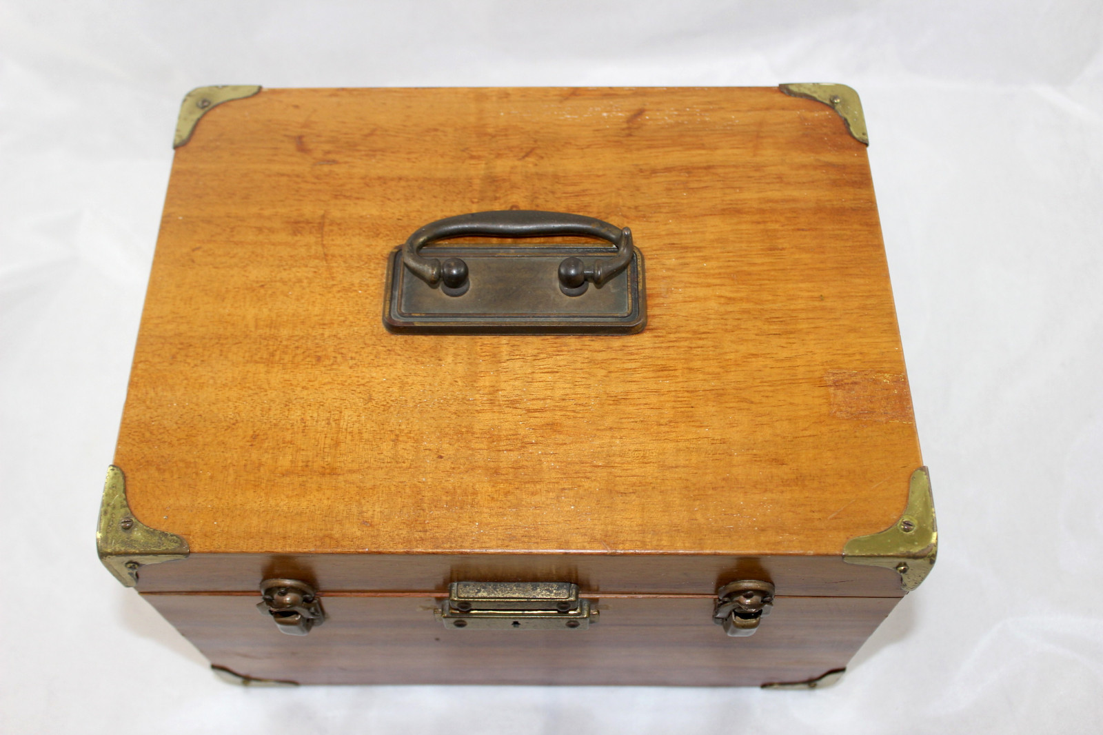 Vintage Camera Wood Case  Fits a Brownie Camera w/Instruction Booklets and Lens