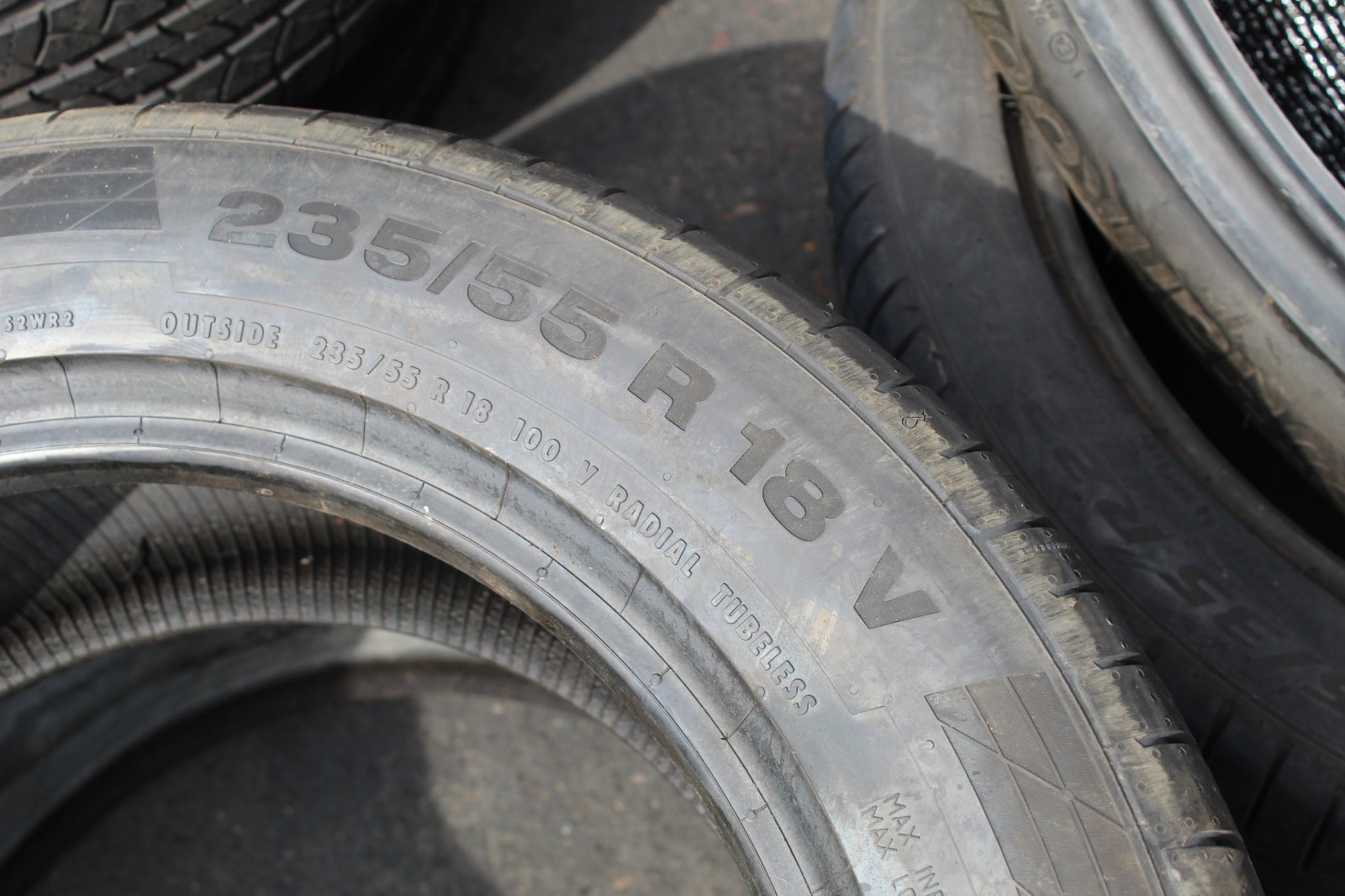 New 235 55 18 Continental, CSC 5, C-Seal, 100V, x1 Single Tyre (F1_tyres) L3700