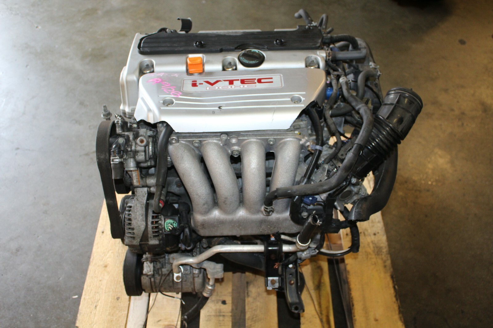 L4 dohc. L4 dohc