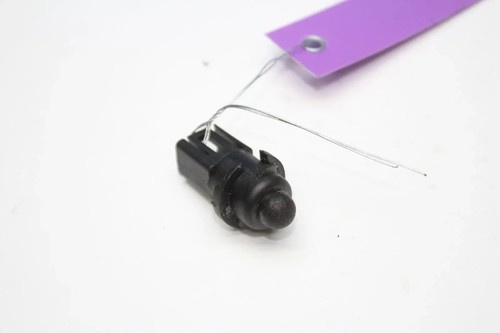 カズキ1214 Intake Air Temperature Sensor 8-12146830-0 for Hitachi