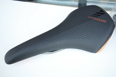 selle royal asphalt saddle