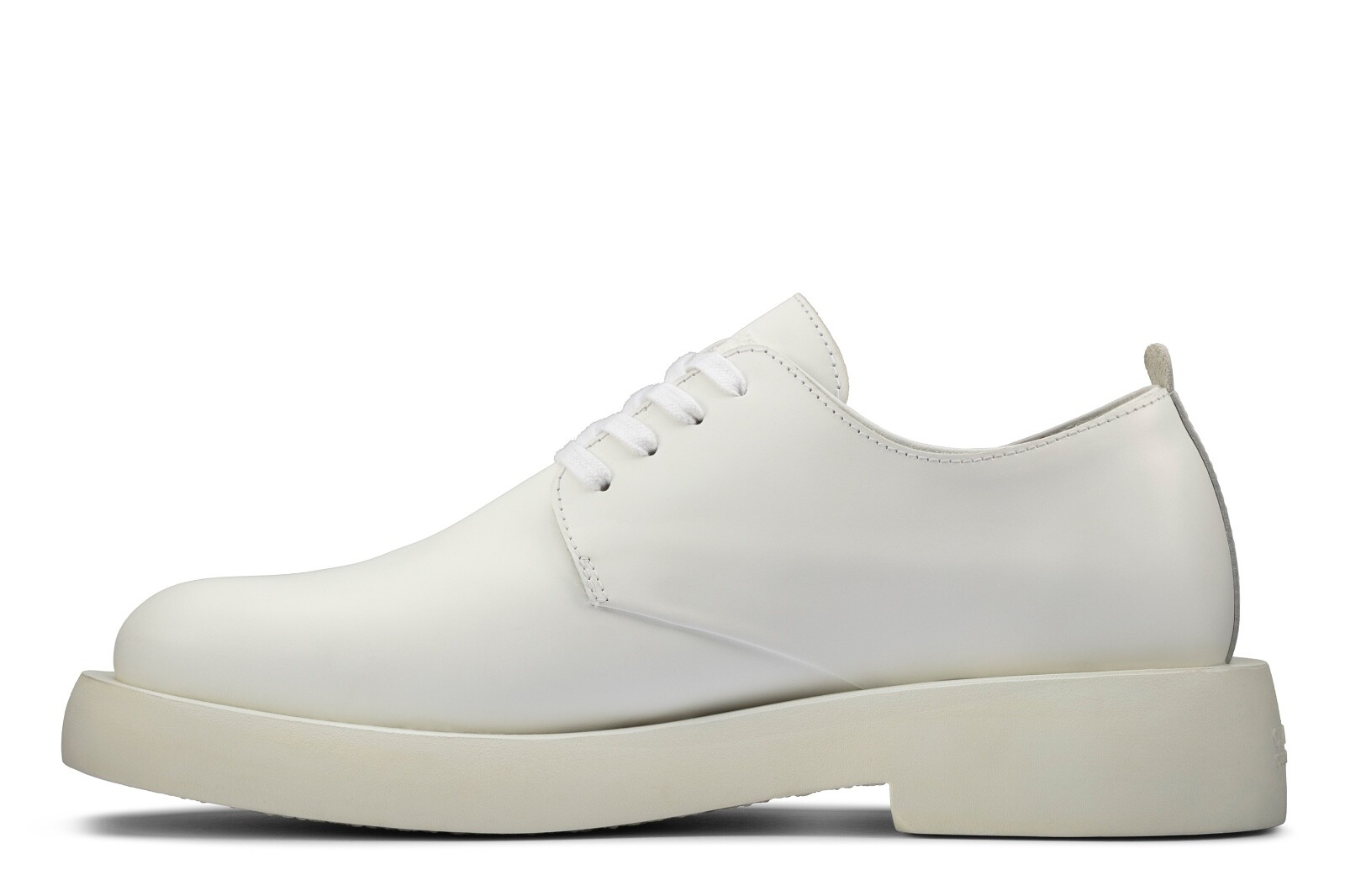 Pre-owned Clarks Men's Mileno London White Leather Casual Shoes 26160866