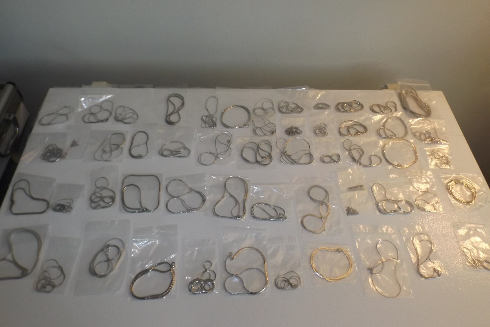 Wholesale Lot Of SILVER TONE Chains 50 Count with Lot TIBITAN Silver Pendants