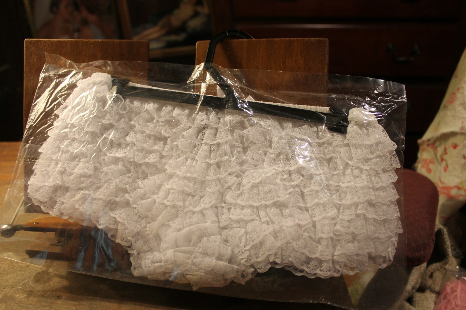 New Leg Avenue Micromesh Lace Ruffle Tanga Short Size O/S White