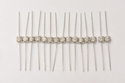 SRC Devices AC240L Protector, Ceramic 425 V Lot of 15