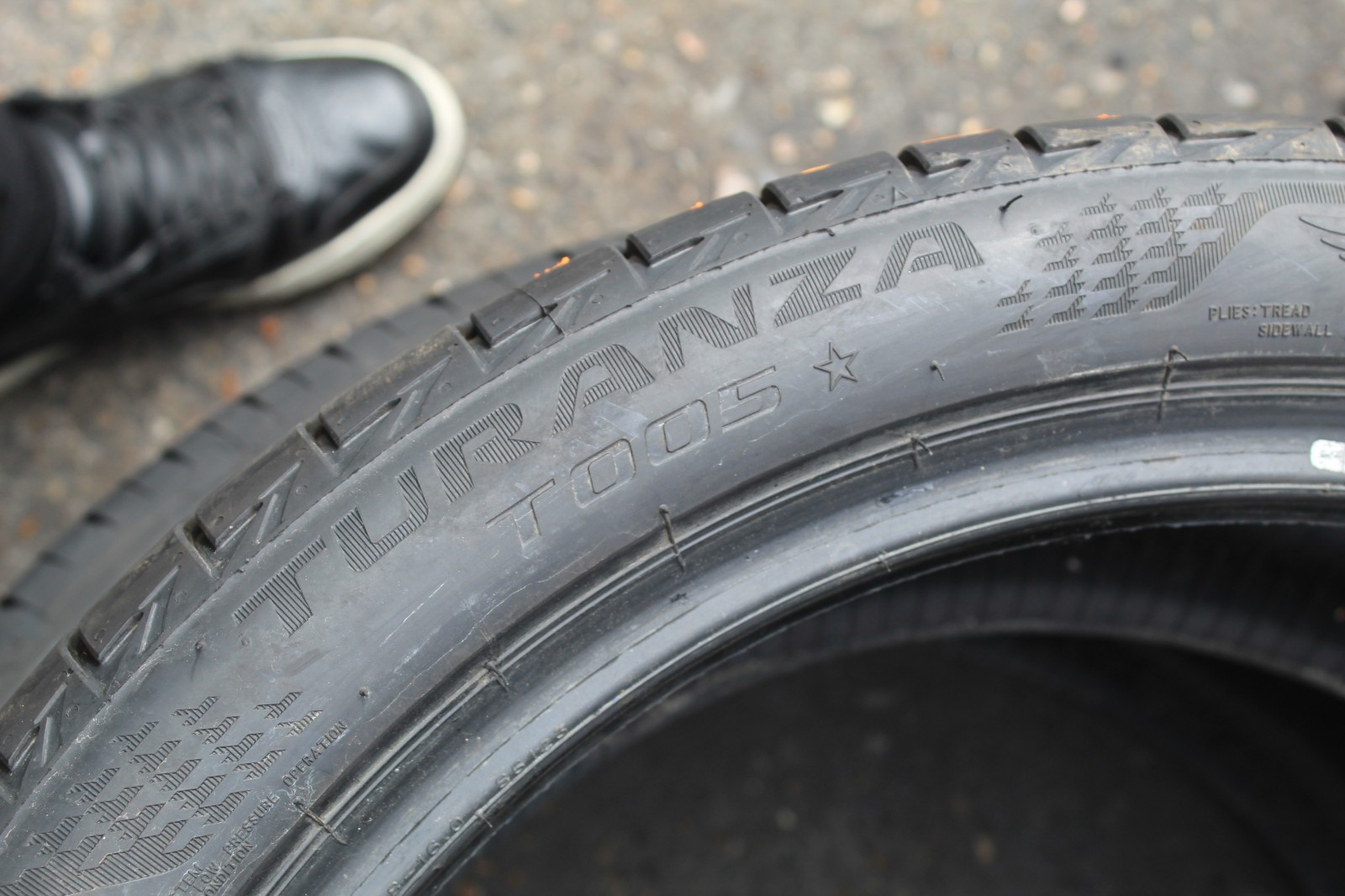 275 35 19 Bridgestone, RunFlat, XL, 100Y, x1 Single Tyre 7.2mm (F1_tyres) L3611