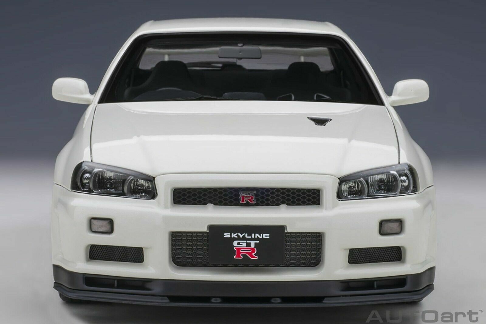 1/18 Nissan Skyline GT-R (R34) V-SPEC II 2001 Model by 1/18 Nissan Skyline GT-R (R34) V-SPEC II 2001 Model by