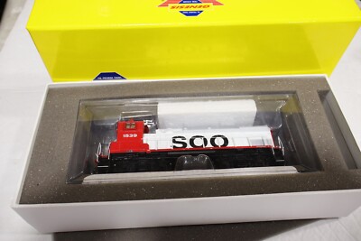 HO Athearn Genesis Soo Line Locomotive MP15-AC #1539