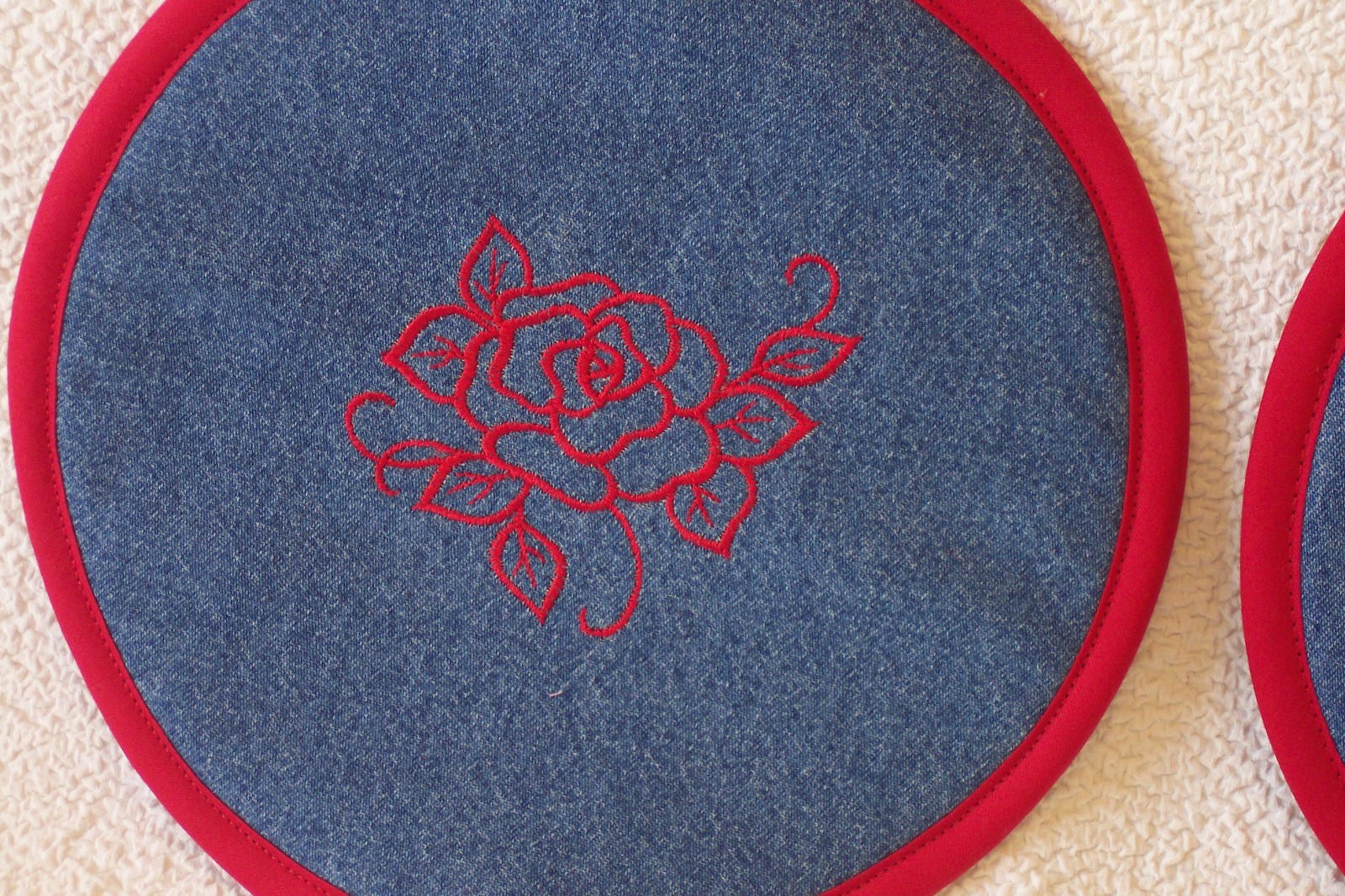 HOT PADS  EMBROIDERED WITH FLORAL DESIGN SET OF TWO