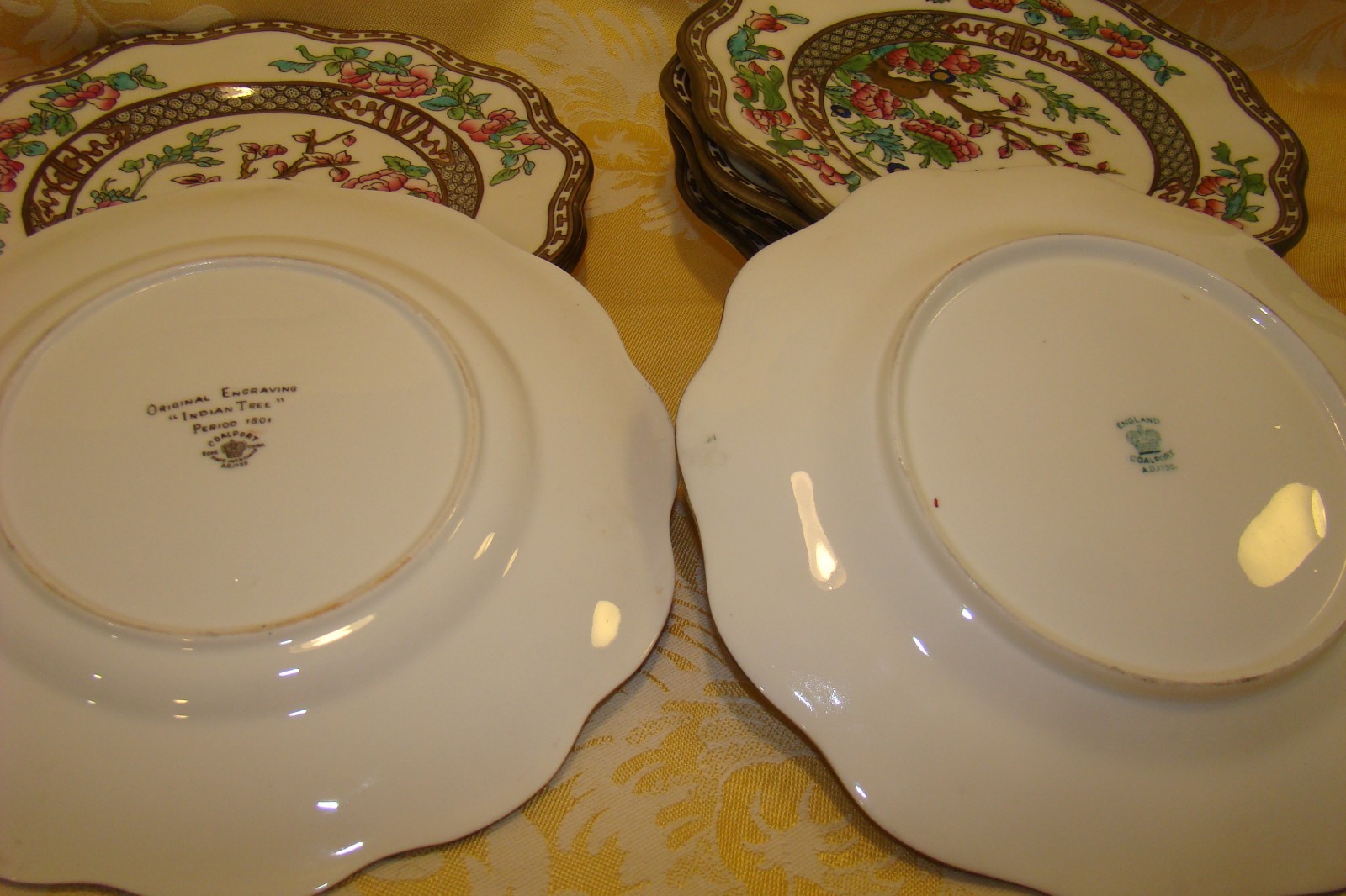 Vintage Coalport Indian Tree Scalloped 7.75 inch Side Plates - Set of 8