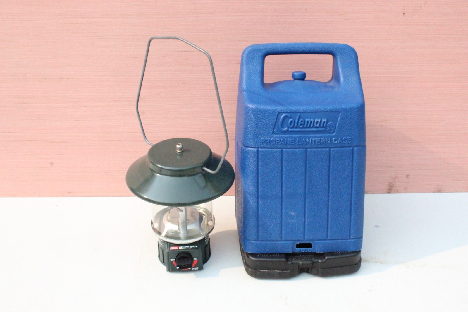 Vintage Coleman Double Mantle Propane Lantern Model 5154A700