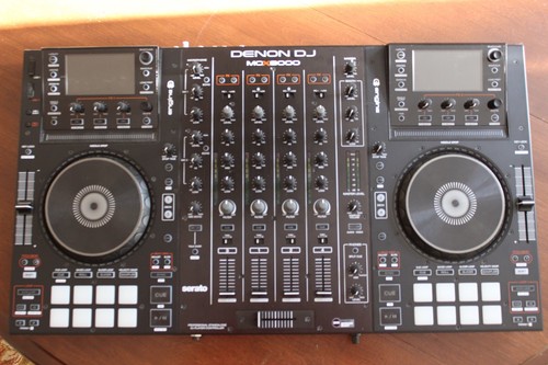 Denon MCX8000 DJ Controller With Odyssey Flight Case