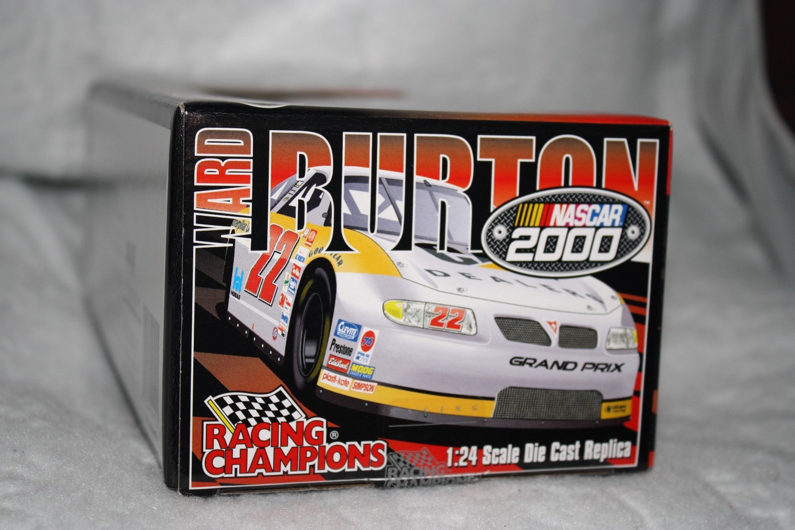 Ward Burton 1:24 2000 Racing Champions Preview #22 Caterpillar Dealers Diecast