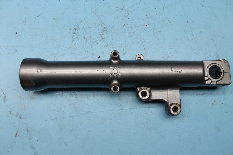 393 95 KAWASAKI NINJA ZX6 LEFT FRONT FORK SHOCK SUSPENSION LOWER