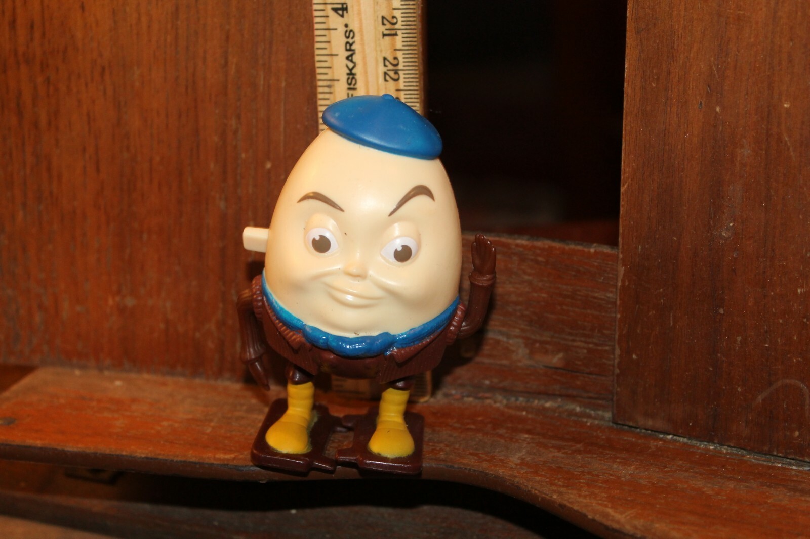 Puss n' Boots Egg Head Humpty Dumpty Wind Up 2011 Action Figure | eBay