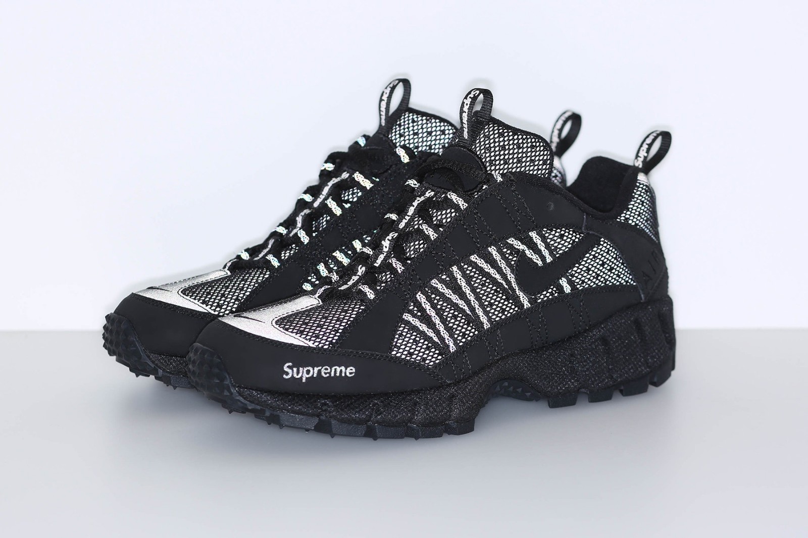 NIB Supreme x Nike Air Humara 2017 Black | eBay