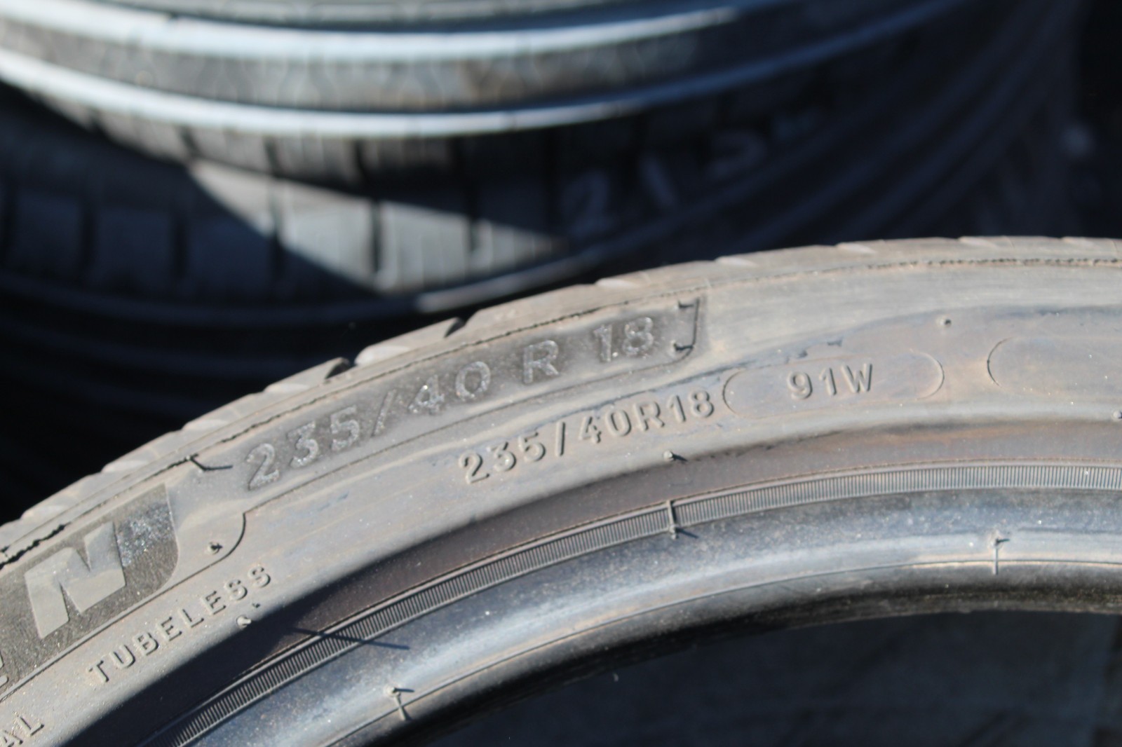 235 40 18 Micheli, Primacy 4, 91W, x2 A Pair 5.8mm (F1_tyres) L3722