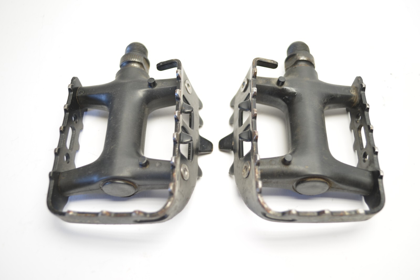 SHIMANO DEORE LX MOUNTAIN BICYCLE PLATFORM TRAP PEDALS 9/16