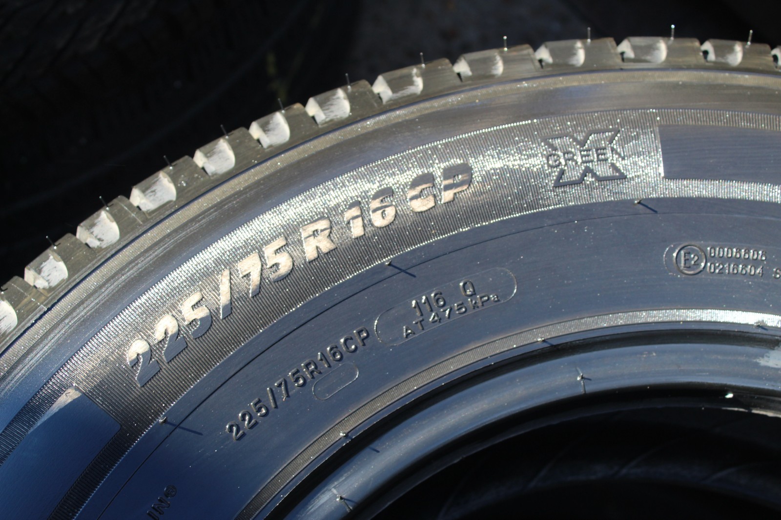 New 225 75 16CP Michelin, Agilis Camping, M+S, 116Q, x1 Tyre (F1_tyres) L3941