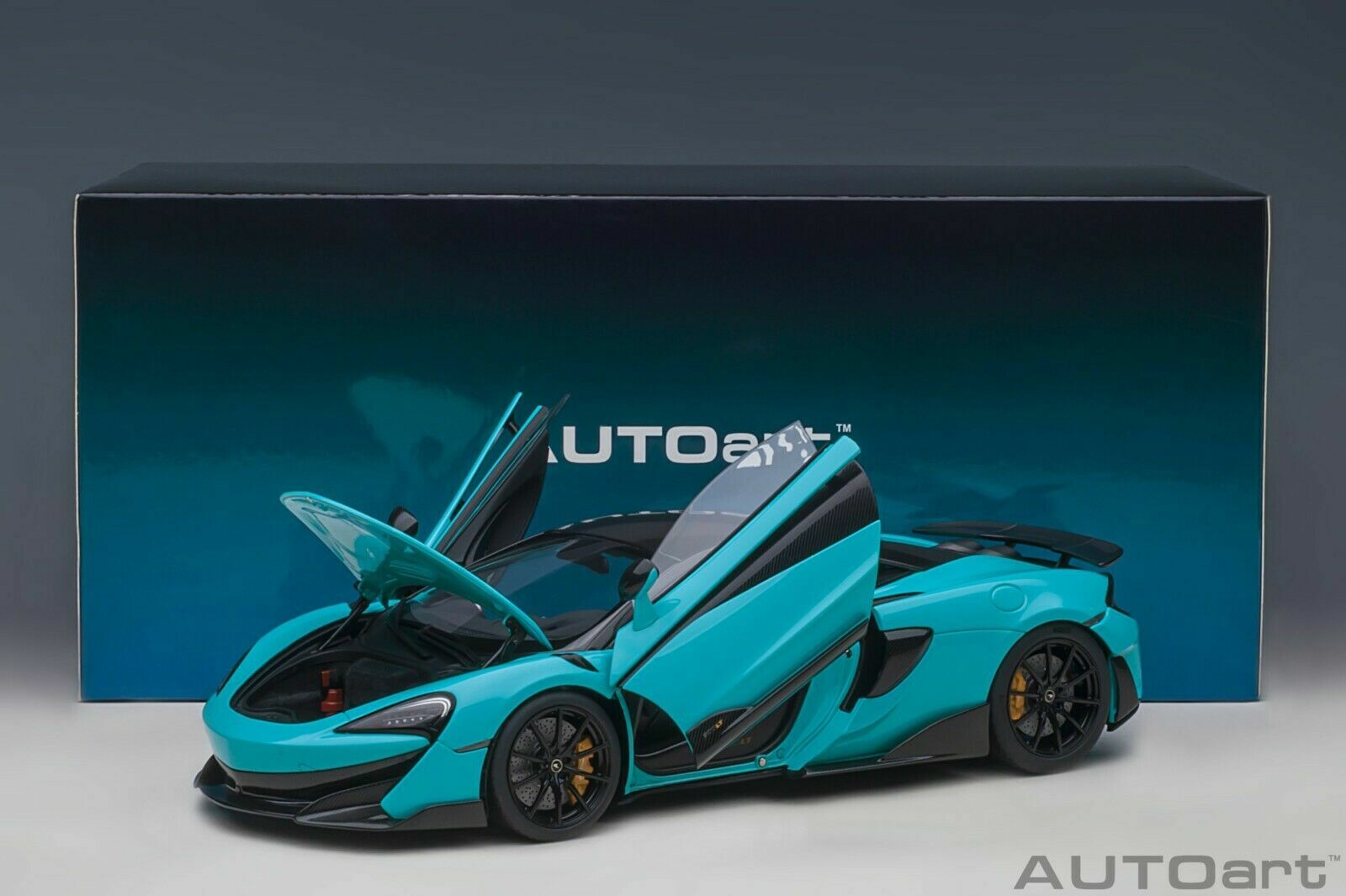 McLaren 600lt 1/18 オートアート Amazon.com: Auto Art Models McLaren 600LT Myan Orange and