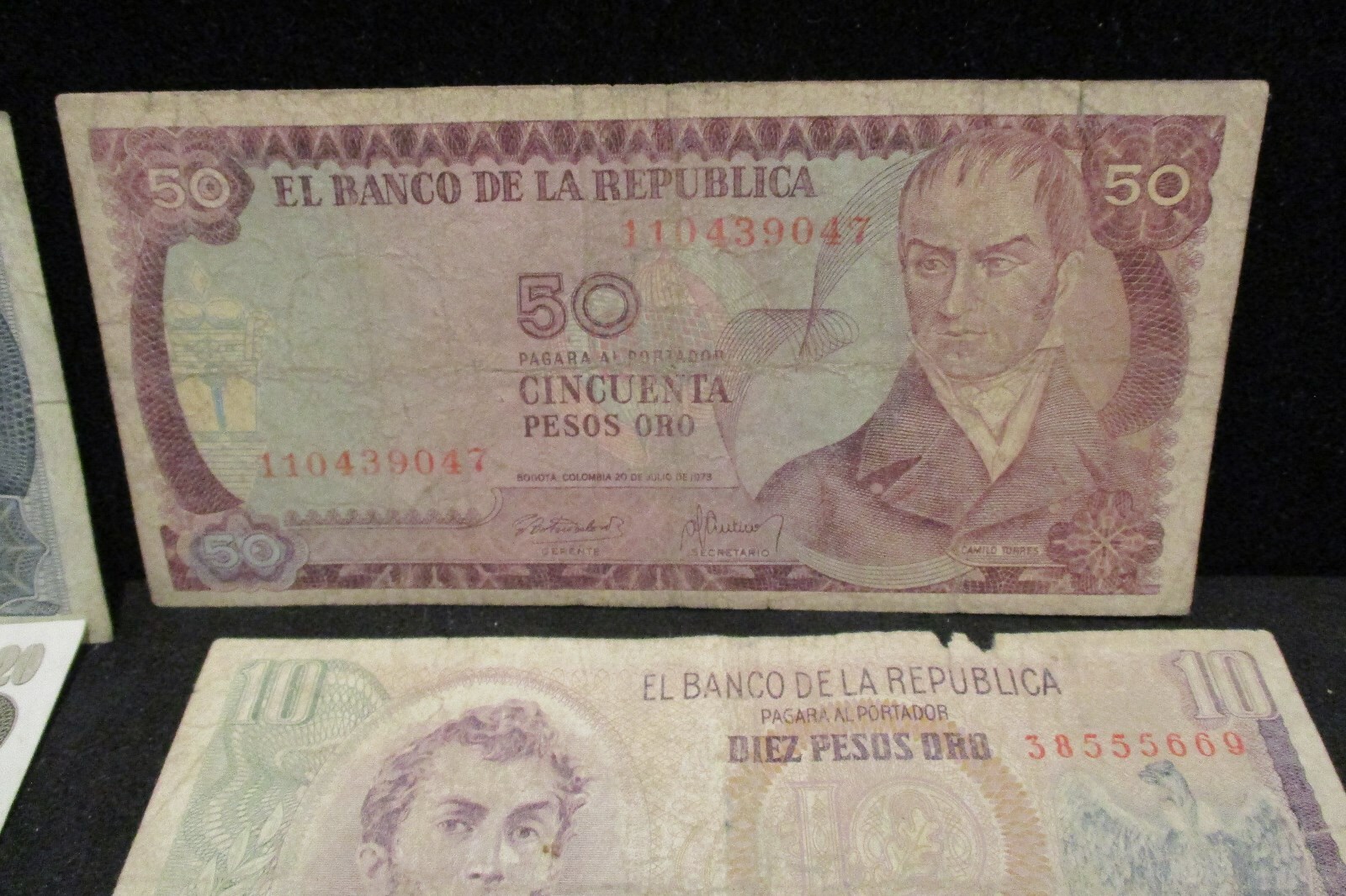 Lot of (7) Columbia Banknotes from the 70's - All Differnt Denominations - Circ.