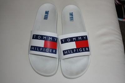 fox chunk camo flip flops