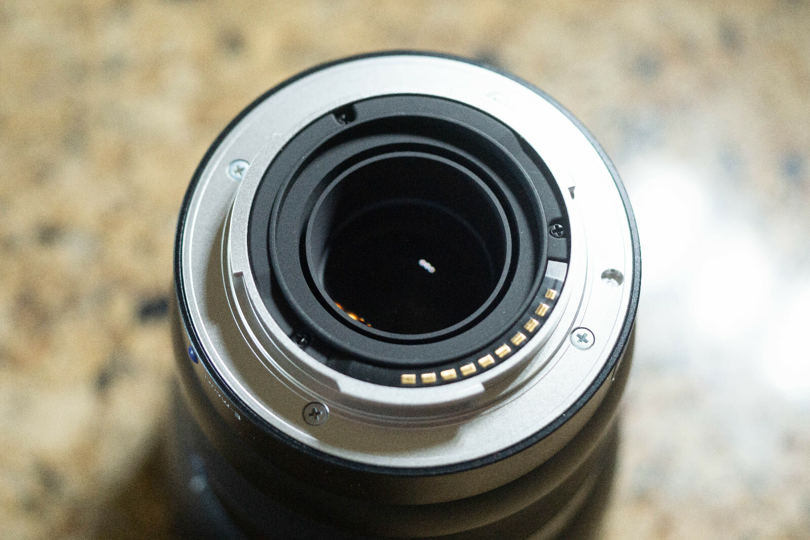 Zeiss Touit 32mm f/1.8 Sony E Mount