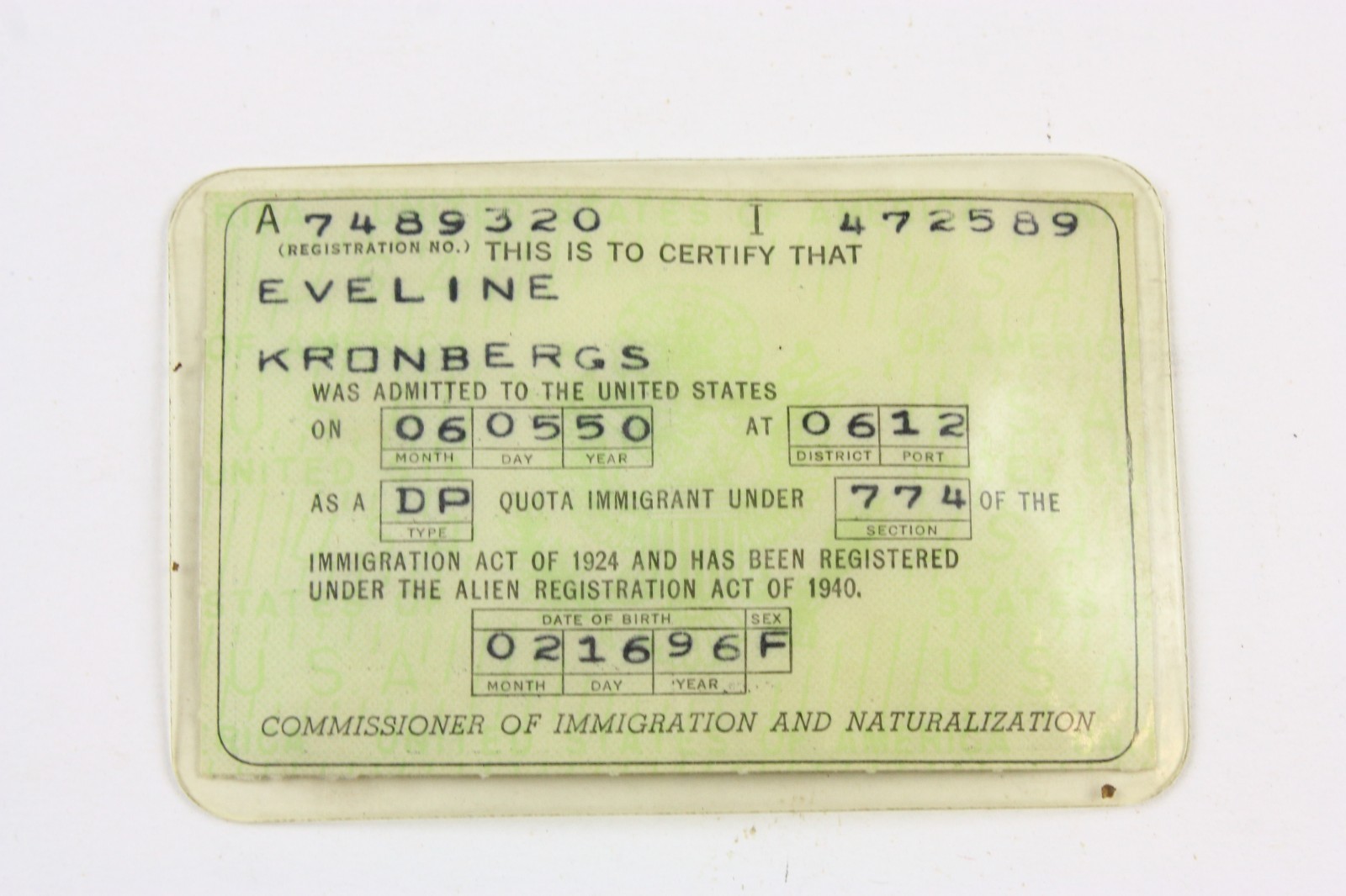 Vintage Immigration Naturalization Alien Registration ID Card Photo 1950